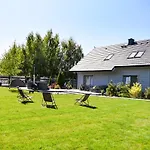 Vrij Villa